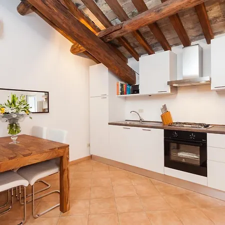 Hébergement de vacances Maisonette Farnese *