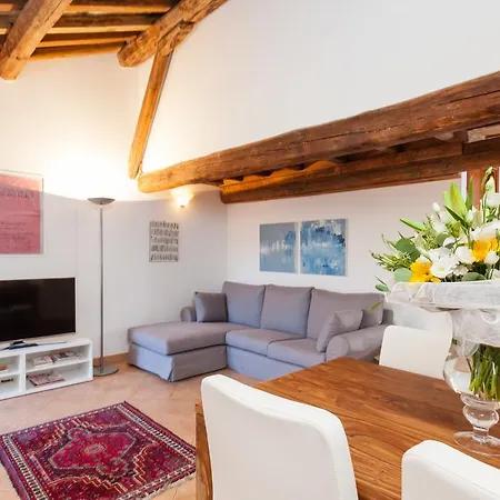 Maisonette Farnese Hébergement de vacances *